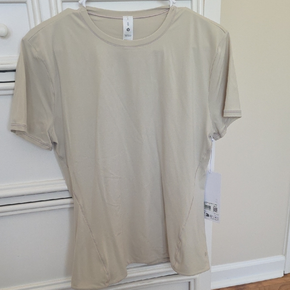 Lululemon Athletica Beige Short Sleeve Top NWT